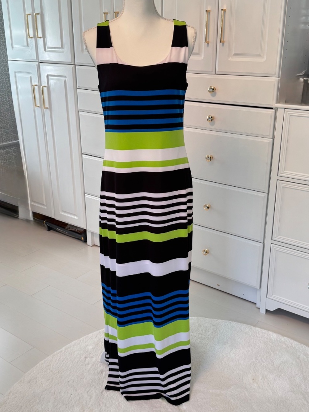 Jessica Howard Maxi Dress